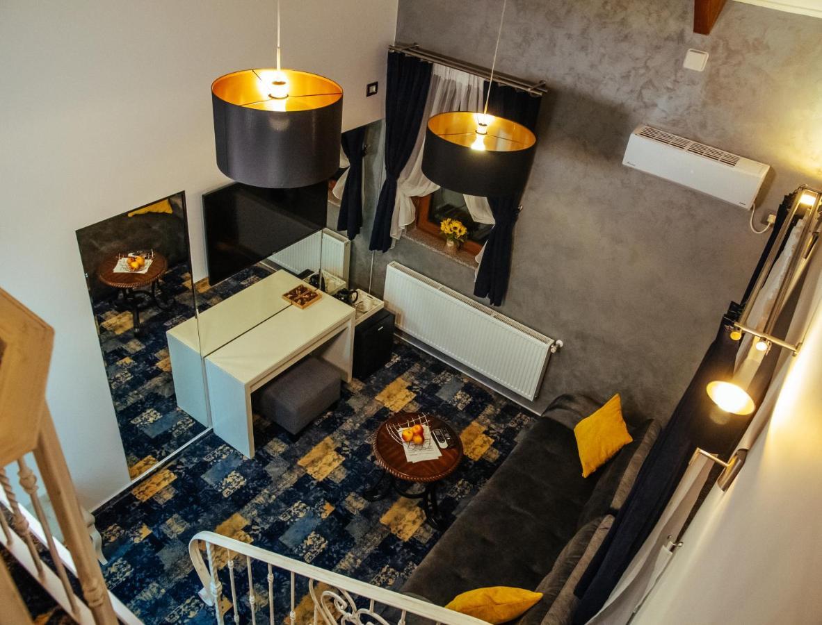 אלכסנדריה Hotel Restaurant Rustic מראה חיצוני תמונה