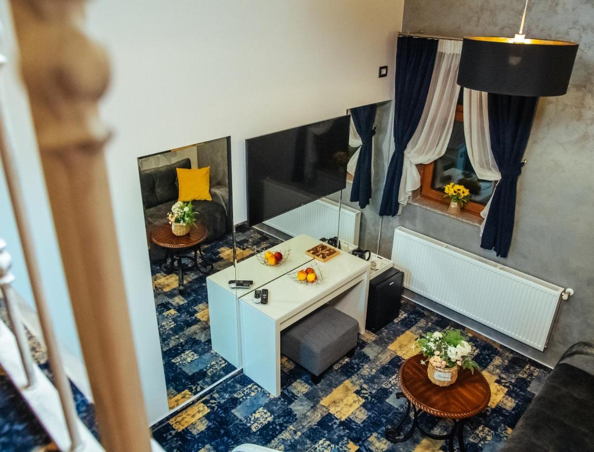 אלכסנדריה Hotel Restaurant Rustic מראה חיצוני תמונה
