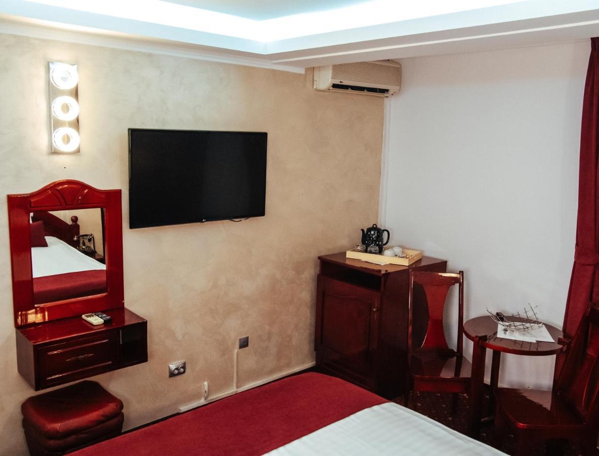 אלכסנדריה Hotel Restaurant Rustic מראה חיצוני תמונה