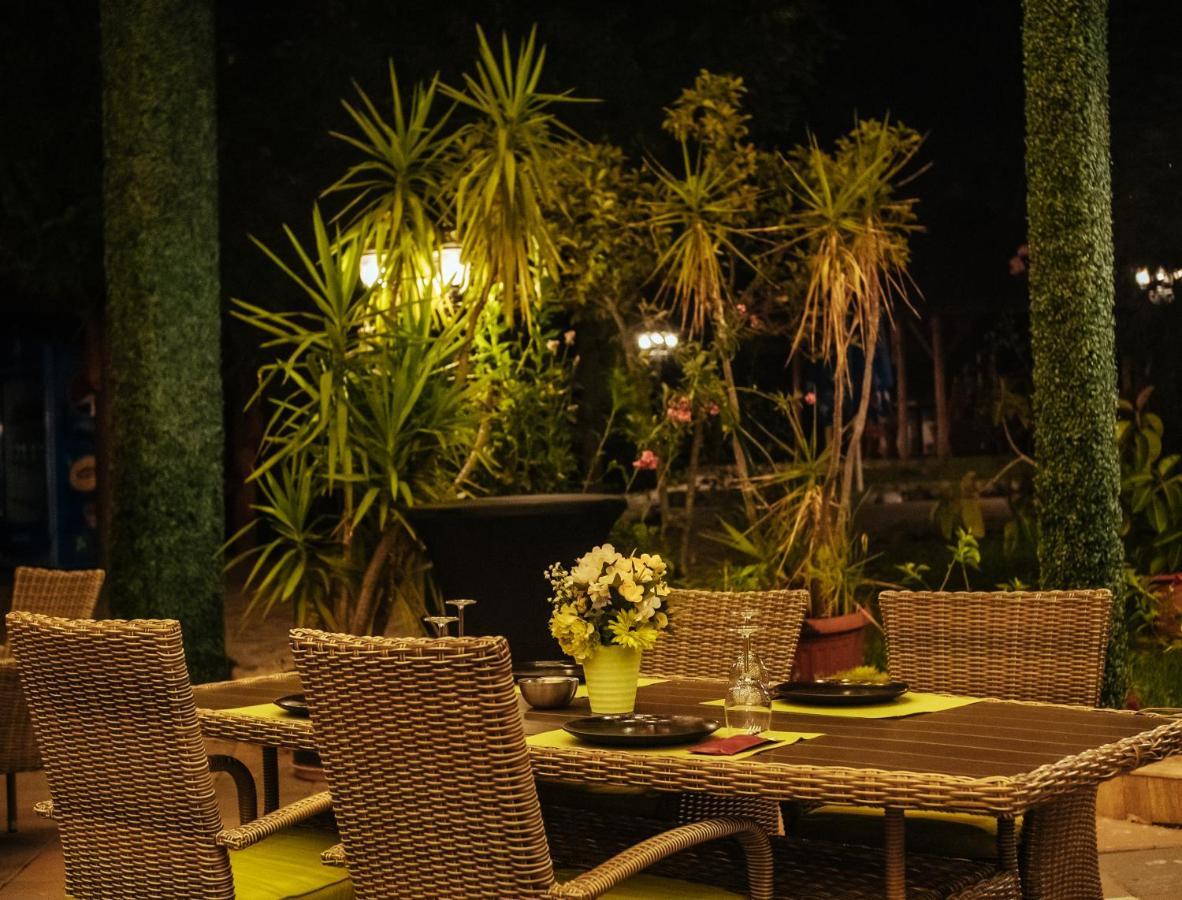 אלכסנדריה Hotel Restaurant Rustic מראה חיצוני תמונה