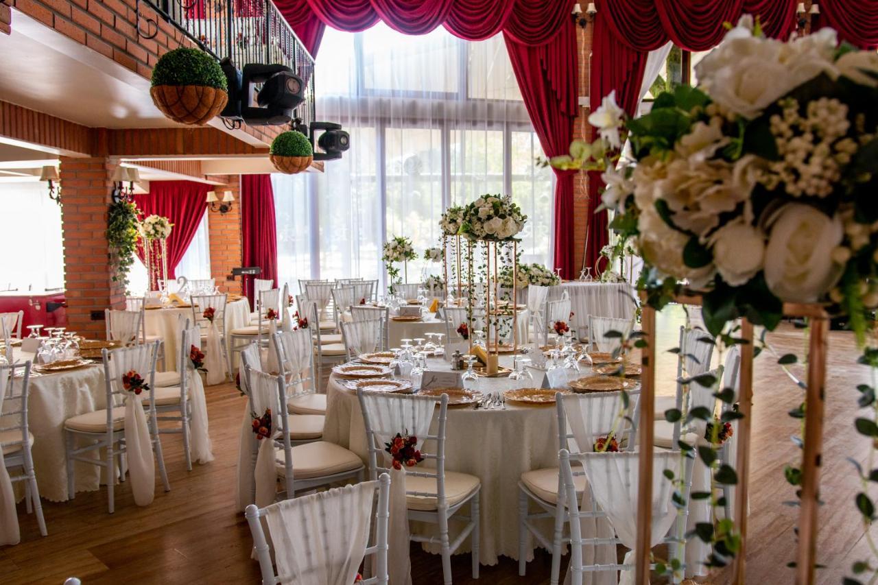 אלכסנדריה Hotel Restaurant Rustic מראה חיצוני תמונה